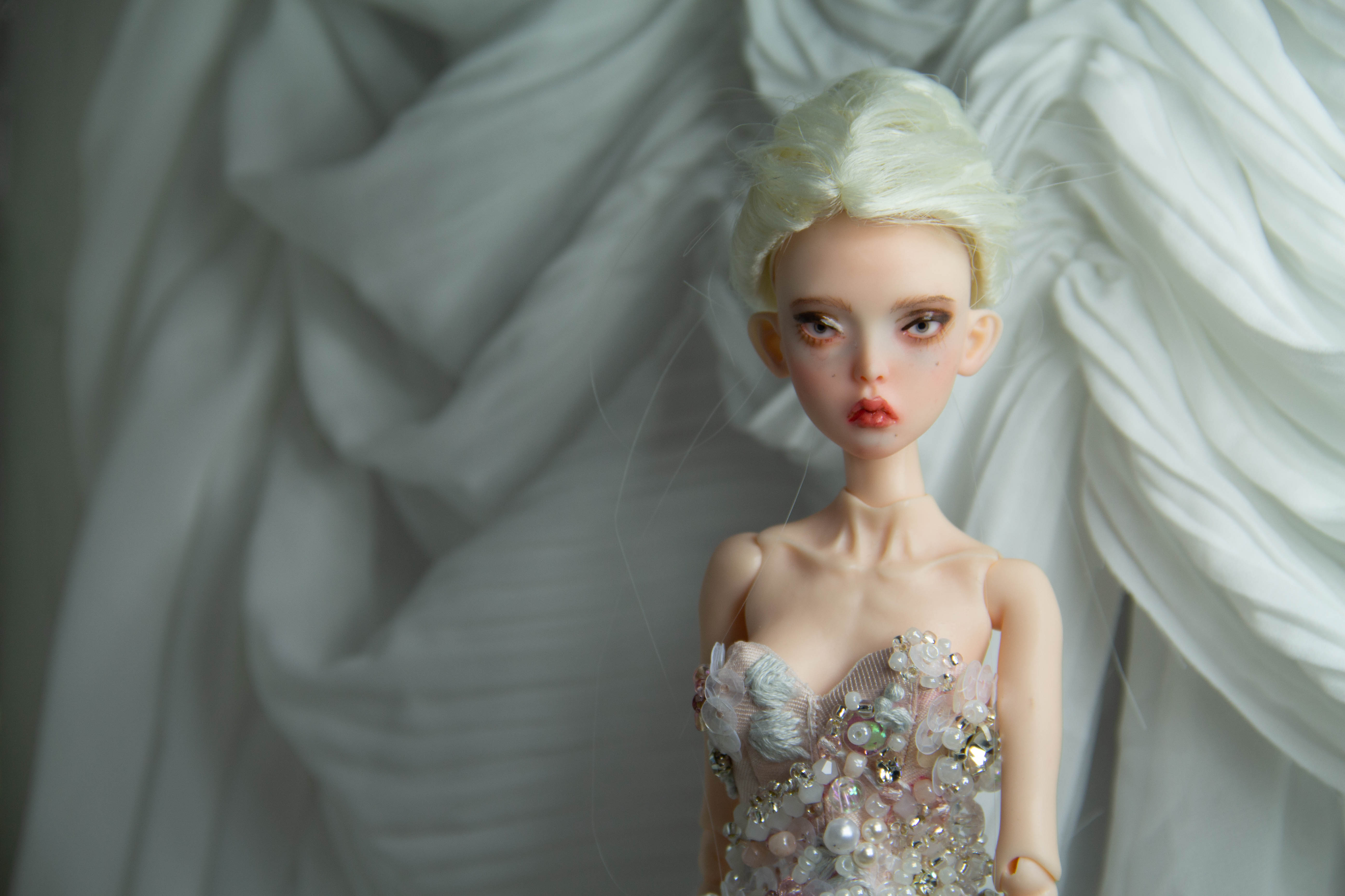 Making of the [Neuron] Collection – #2 An Artist’s Struggle